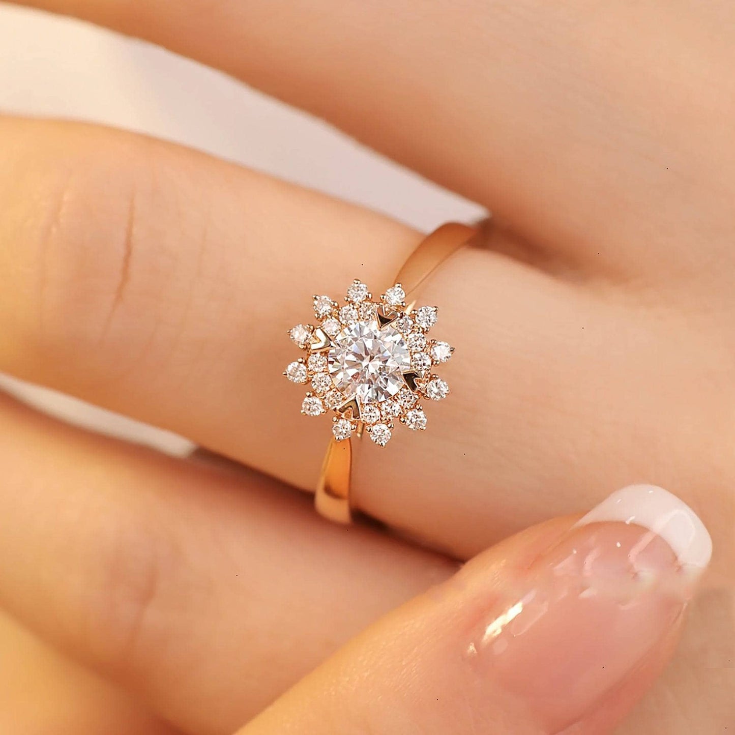18k Art Deco Round Cut Diamond Sunflower Engagement Ring