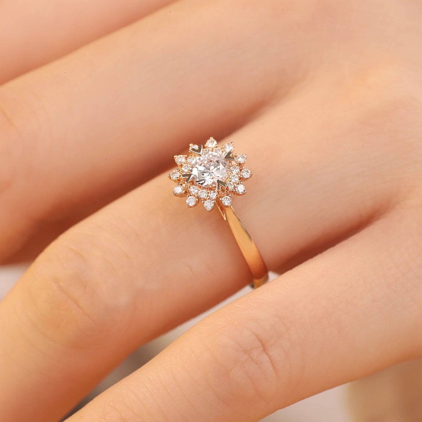 18k Art Deco Round Cut Diamond Sunflower Engagement Ring