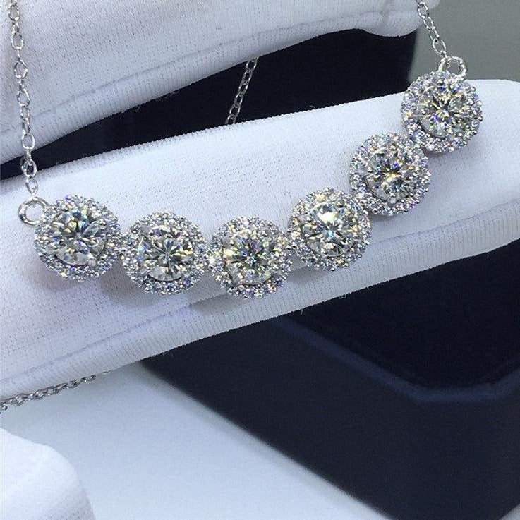 Round Diamond Pendant Necklace