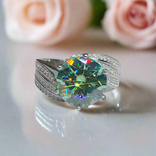 5ct Green Diamond Wedding Ring