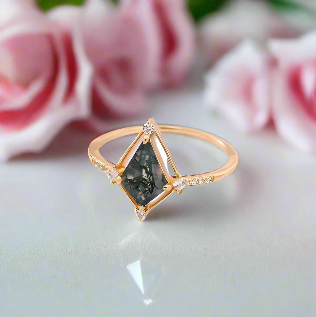 Vintage Style Kite Cut Natural Moss Agate Engagement Ring