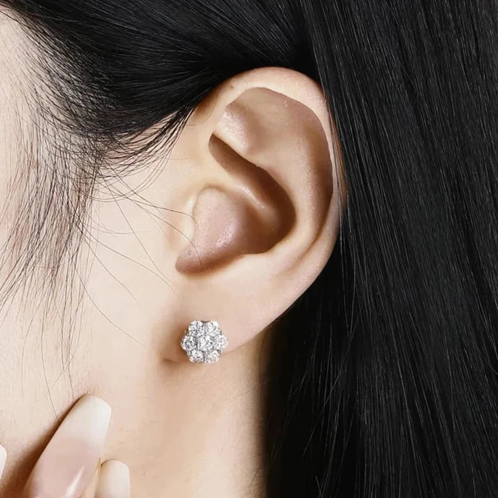1.4 Ctw Round Cut Diamond Stud Earrings