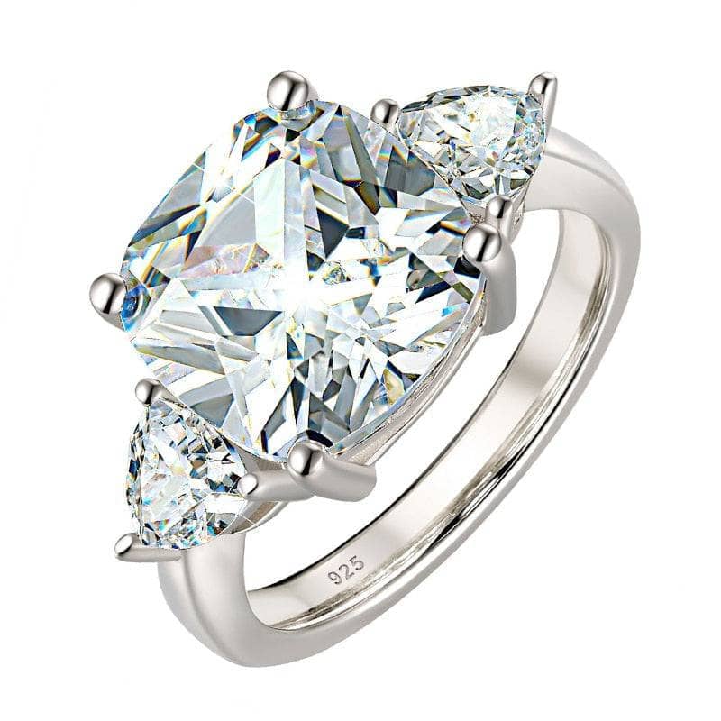 Three-stones Cushion Triangle Cut Diamond Ring