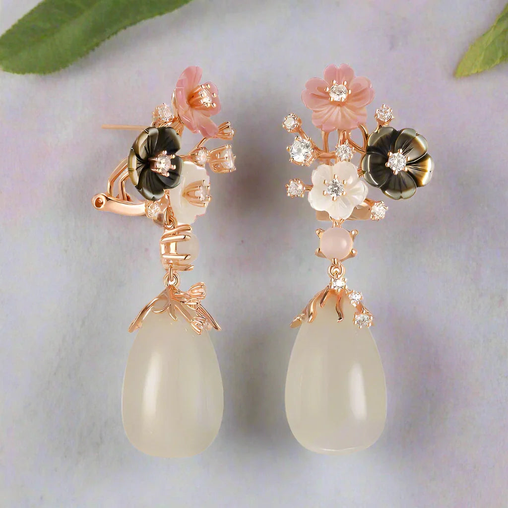 Vintage Natural Chalcedony Shell Flower Earrings