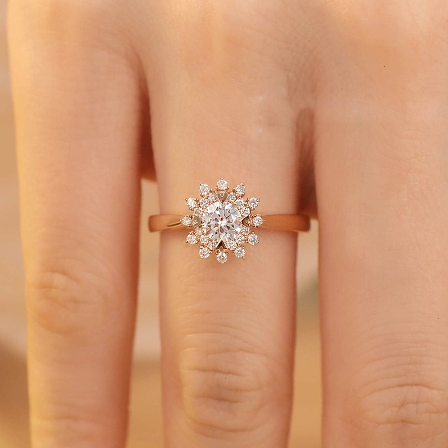 18k Art Deco Round Cut Diamond Sunflower Engagement Ring