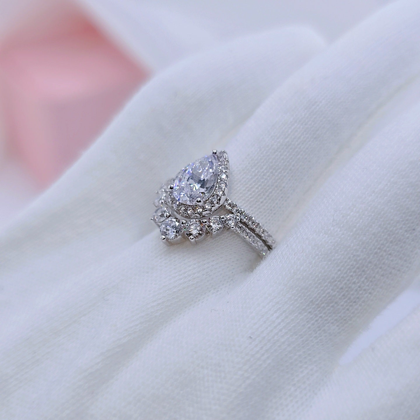 VIP 2.7Ct Halo Pear Cut Moissanite Engagement Ring Set