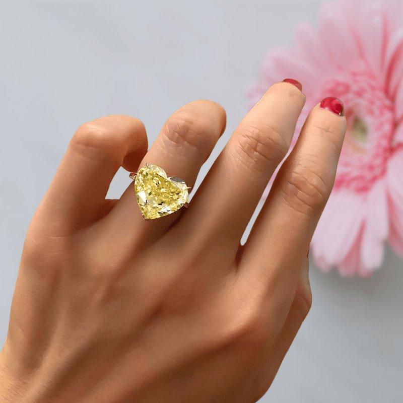VIP JJ 6.0ct Heart Cut 18k Yellow Gold Yellow Moissanite Engagement Ring (Aftersale Service)
