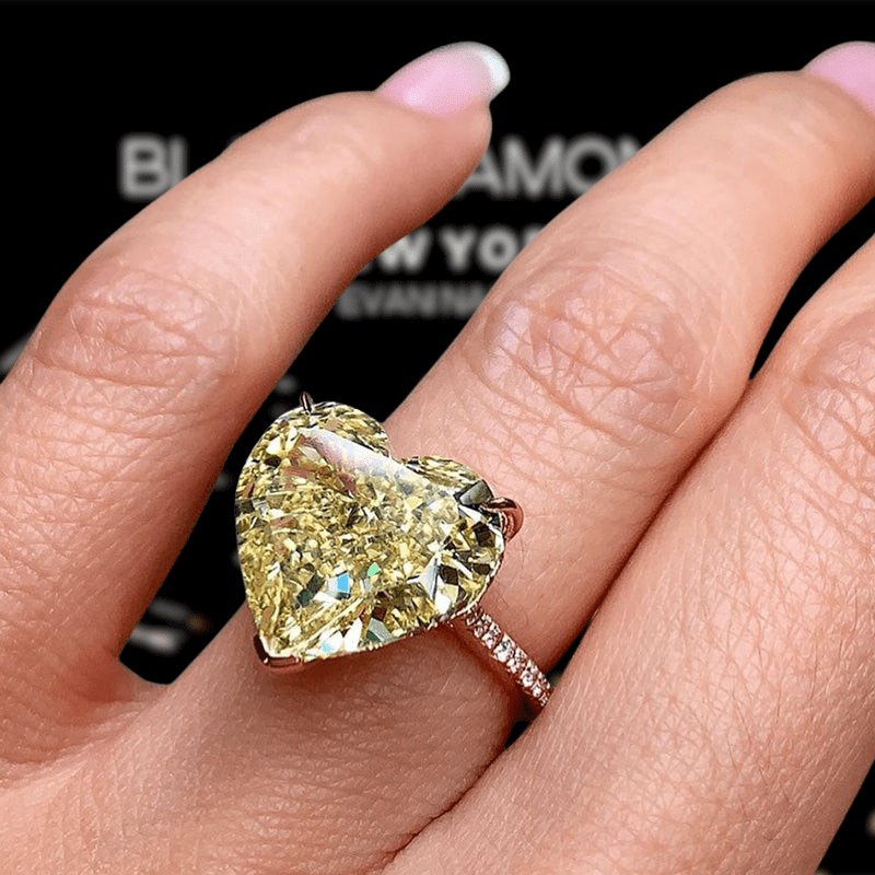 VIP JJ 6.0ct Heart Cut 18k Yellow Gold Yellow Moissanite Engagement Ring (Aftersale Service)