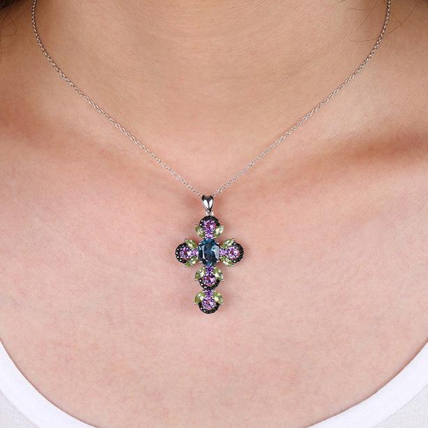 Vintage Oval-cut Natural London Blue Topaz Cross Necklace