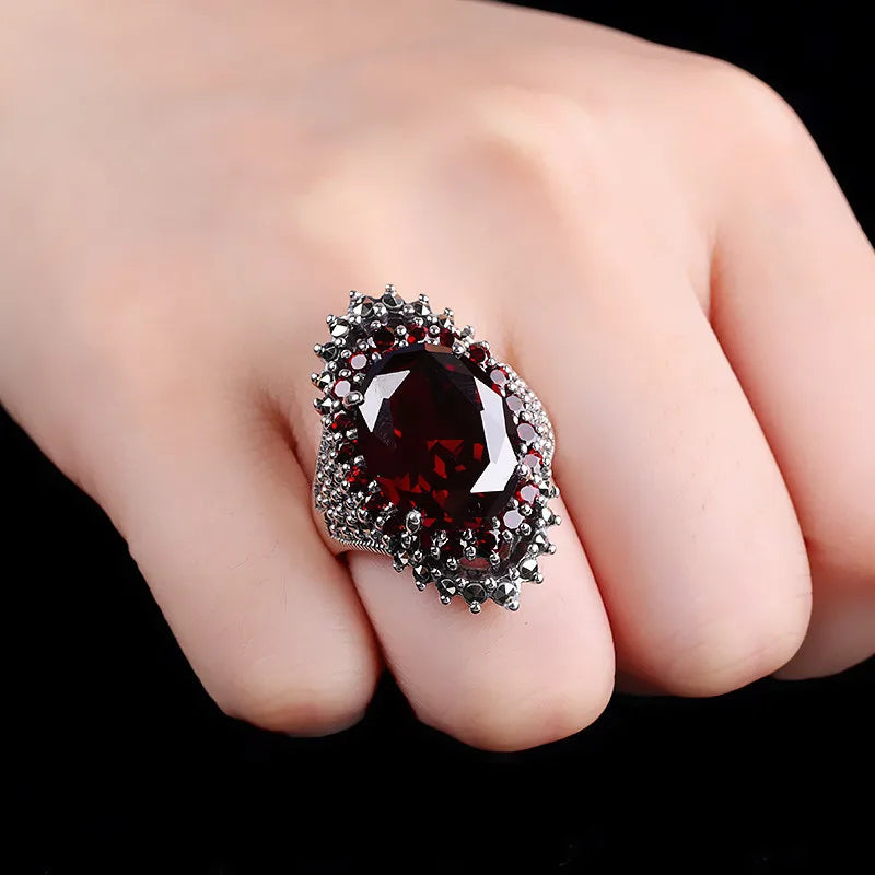Classic Oval-cut Red Garnet Ring