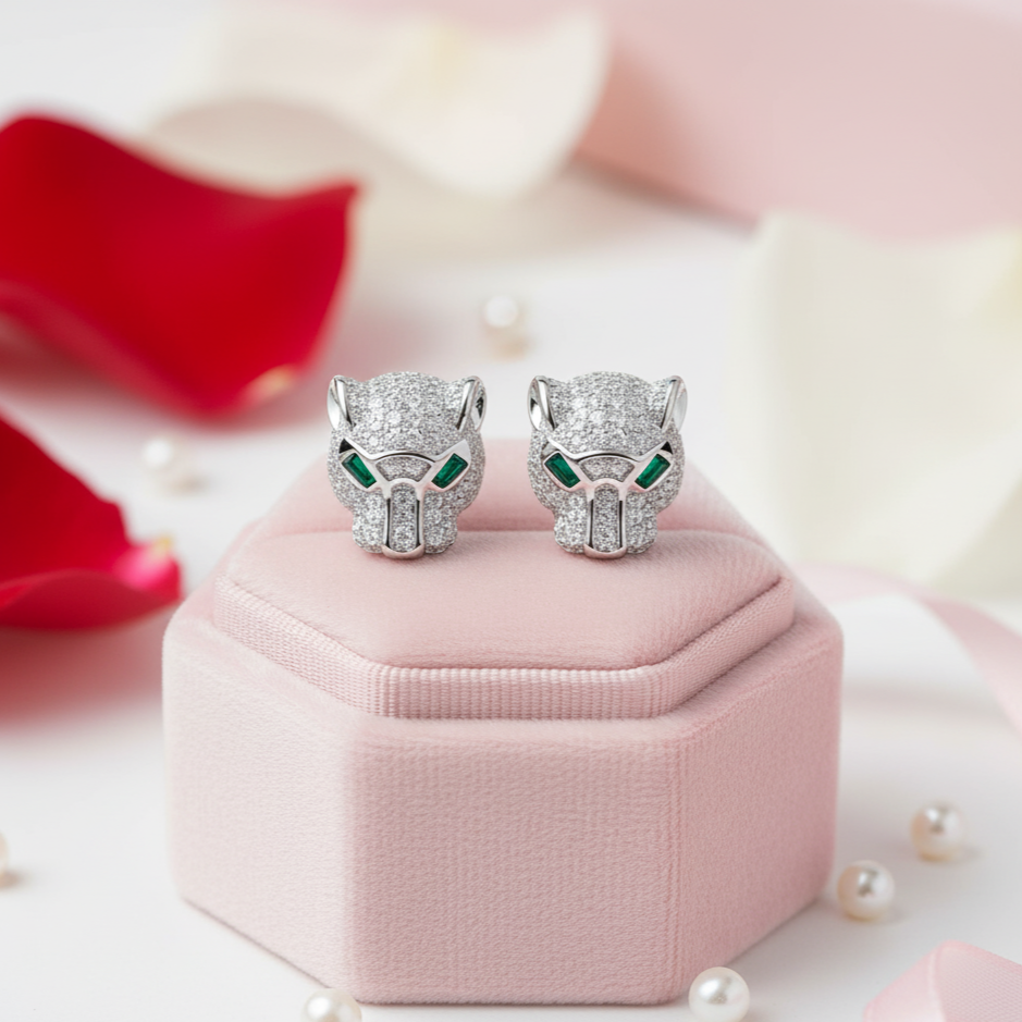 Hollow Leopard Head Diamond Earrings