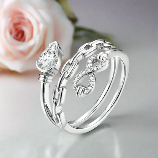 Luxurious Pear Cut Diamond Infinity Chain Engagement Ring