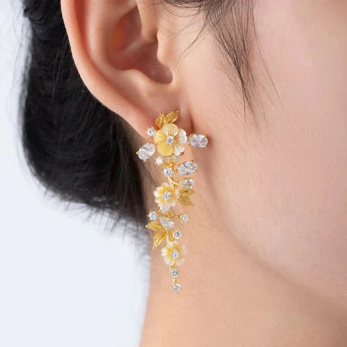 Natural Shell Flower Drop Earrings