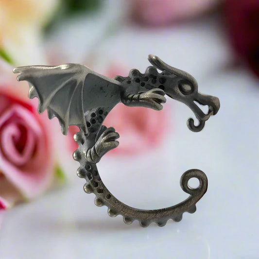 One Piece Retro Dragon Ear Clip