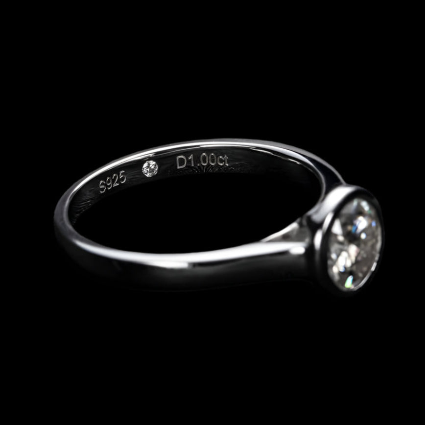Round Cut Diamond Bezel Engagement Ring (Aftersale Service)