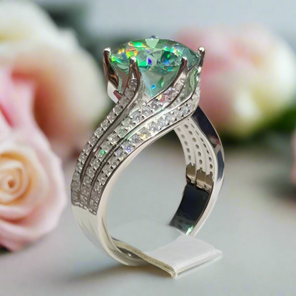 5ct Green Diamond Wedding Ring