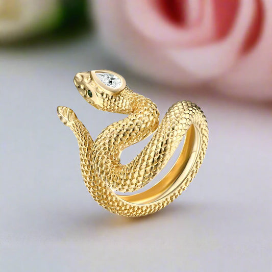 Snake Pear-cut Diamond Ring