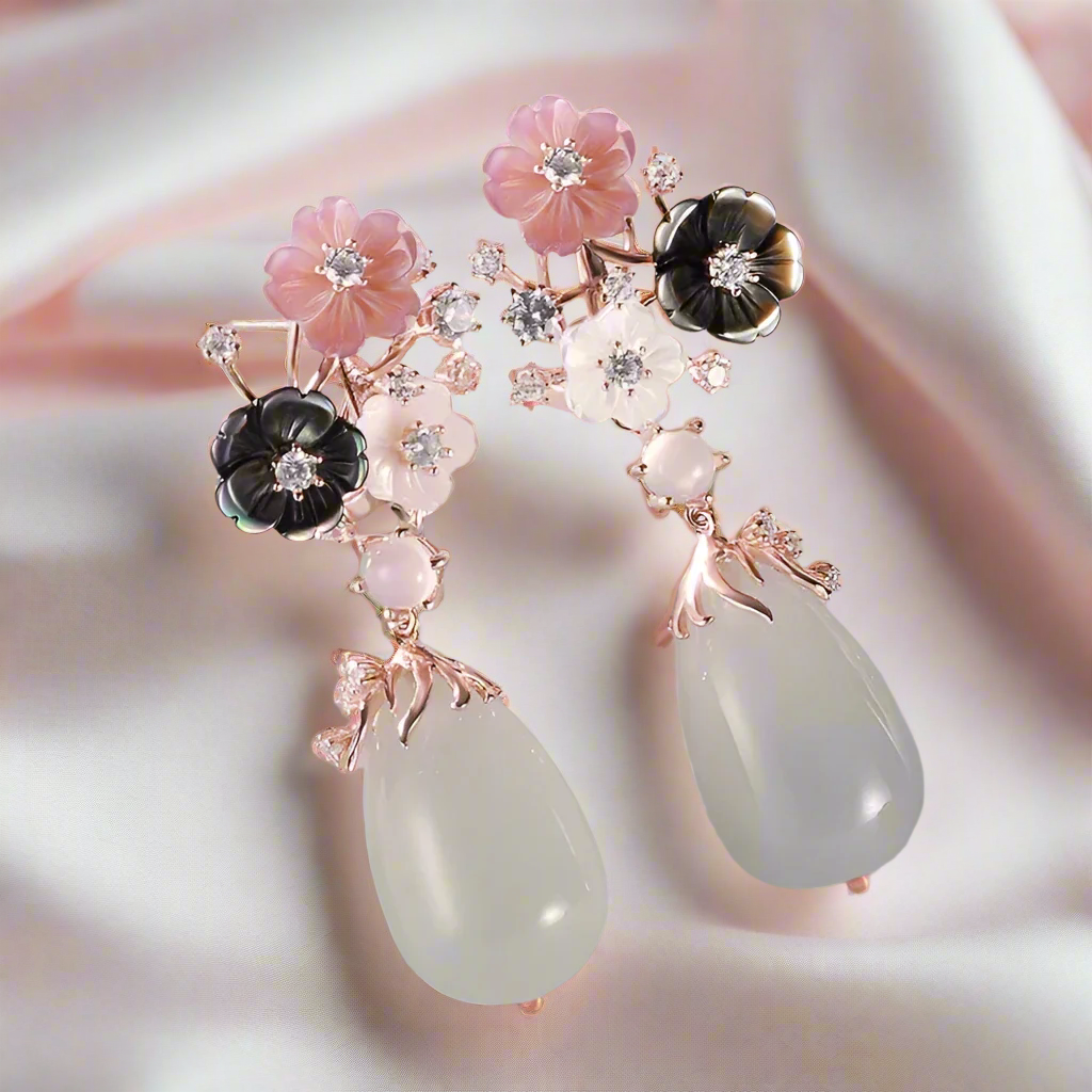 Vintage Natural Chalcedony Shell Flower Earrings