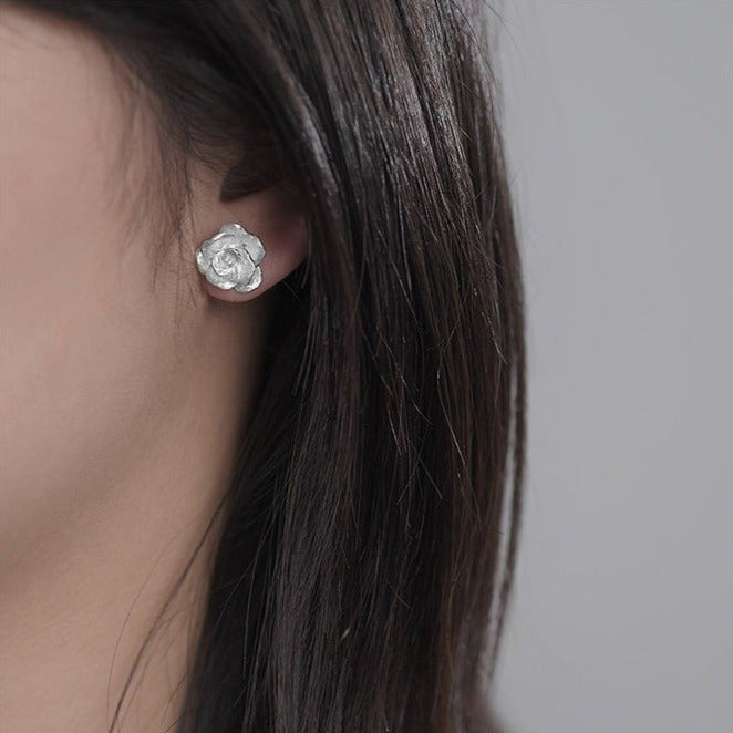Elegant Vintage Camellia Flower Stud Earrings