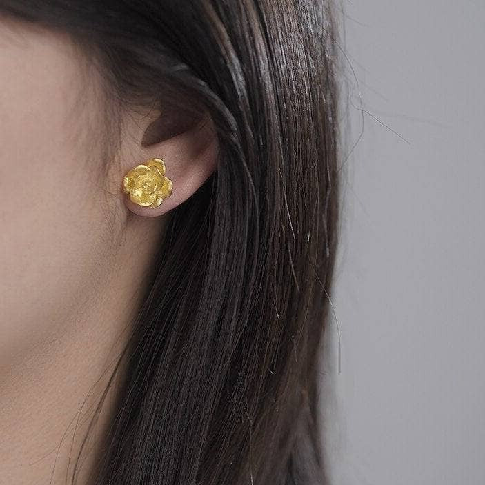 Elegant Vintage Camellia Flower Stud Earrings