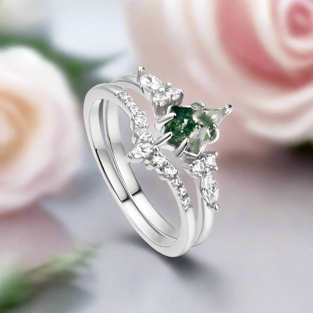 Kite Shaped Green Moss Agate Engagement Ring Set
