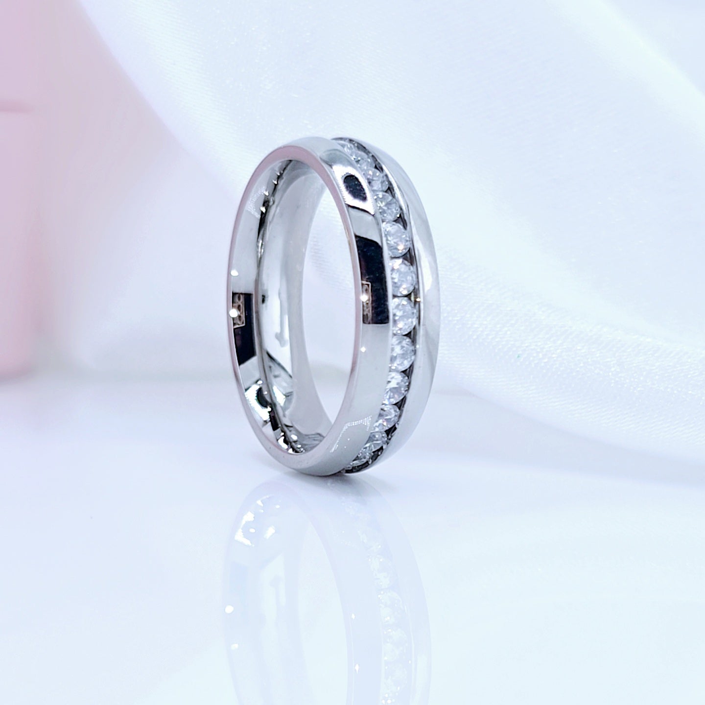 Titanium Men's Wedding Band with Diamond