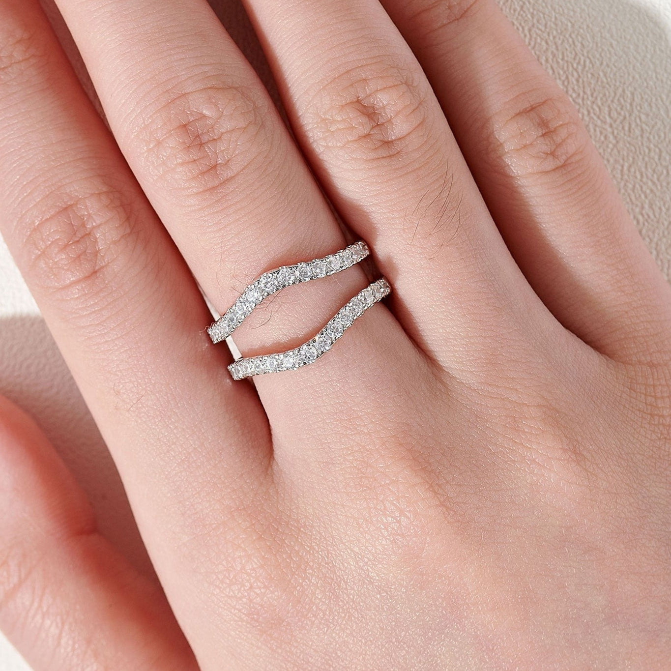 Round Cut Diamond Elegant Ring Enhancer