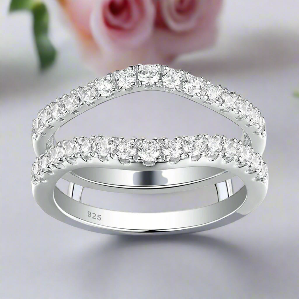 Round Cut Diamond Elegant Ring Enhancer