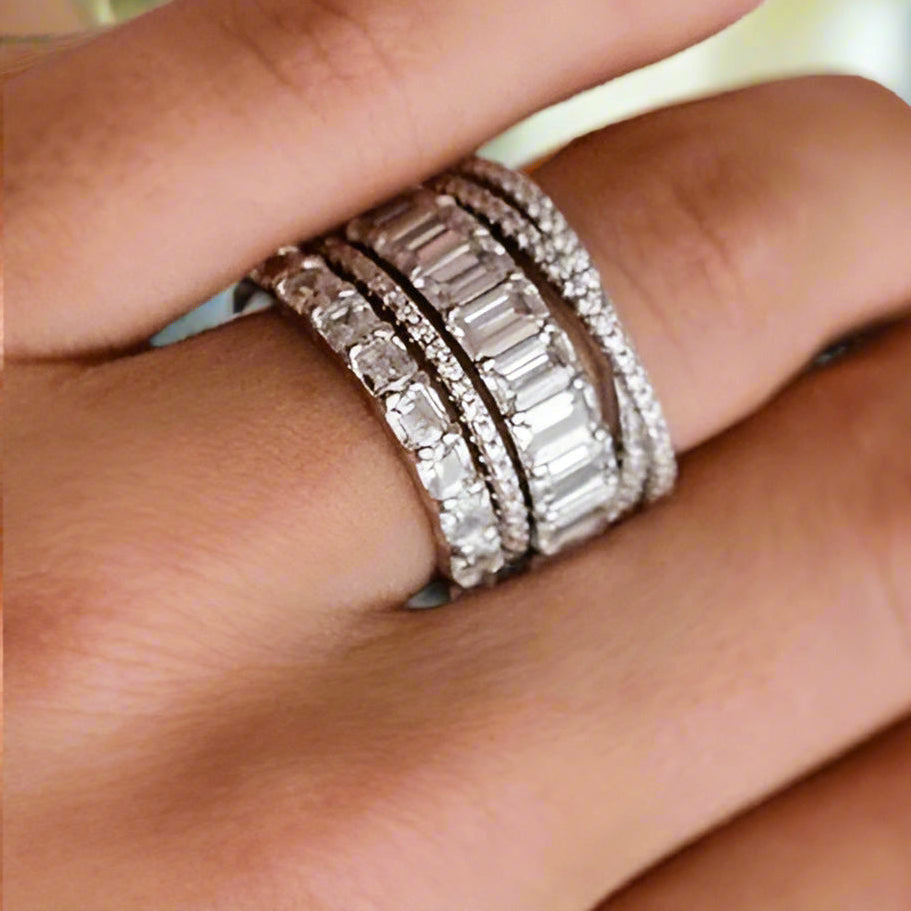 Women's 4PC Stackable Wedding Band Set